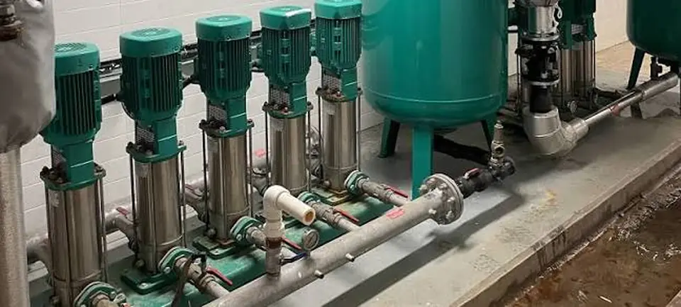 Sarıyer: Hidrofor dairesinde çok pompalı hidrofor grubu ve genleşme tankı